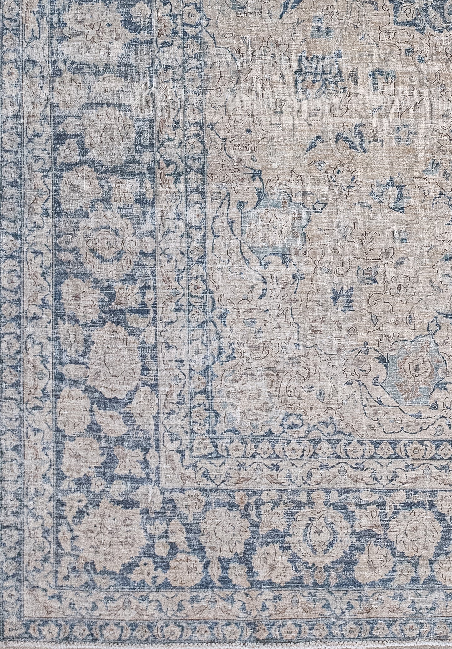 From any corner to the entire perimeter, there are four thin borders that support a thick frame in the middle. Two borders come in blue with beige pattern and the other two are reverse, also their patterns show jasmine flower heads, leaves and climbers.