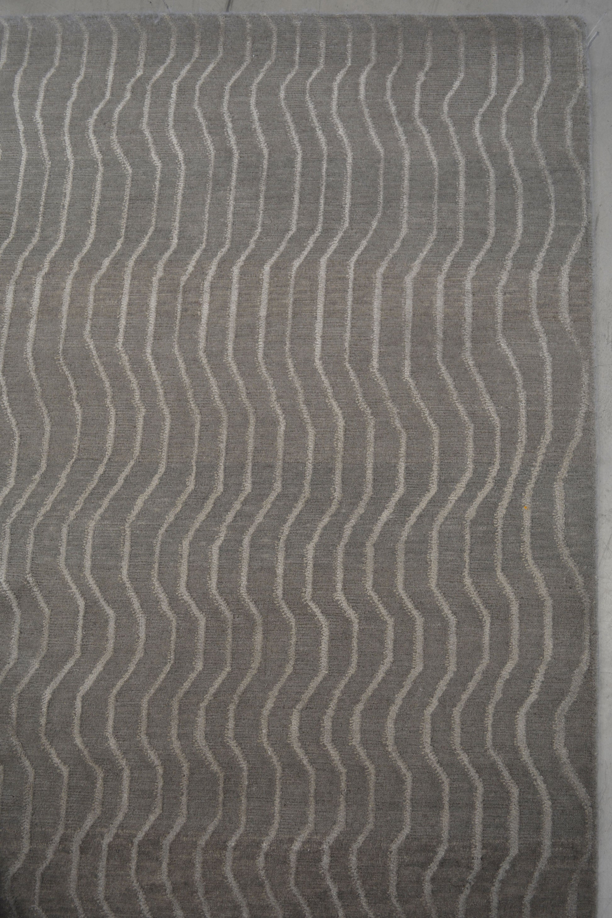 There aren't frames or borders for this modern carpet.