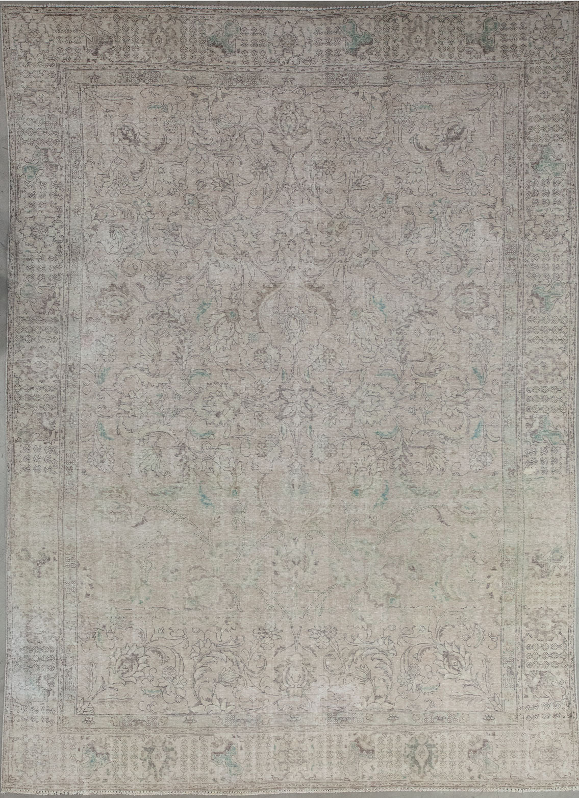 10054517 Vintage Revival 8.10' x 12.05' – Caravan Rug