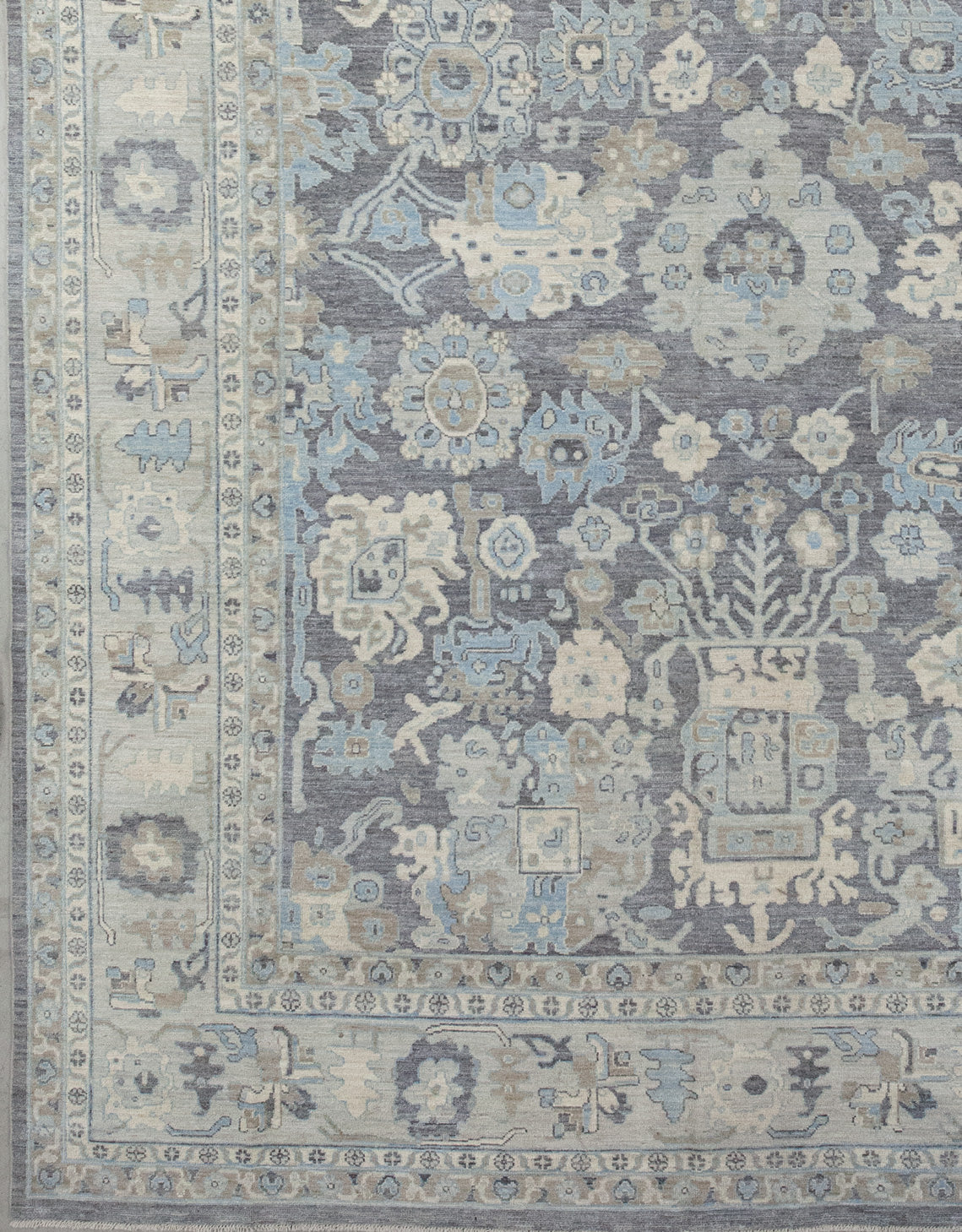 On the bottom left corner, there are four thin borders which hold a thick frame in between.