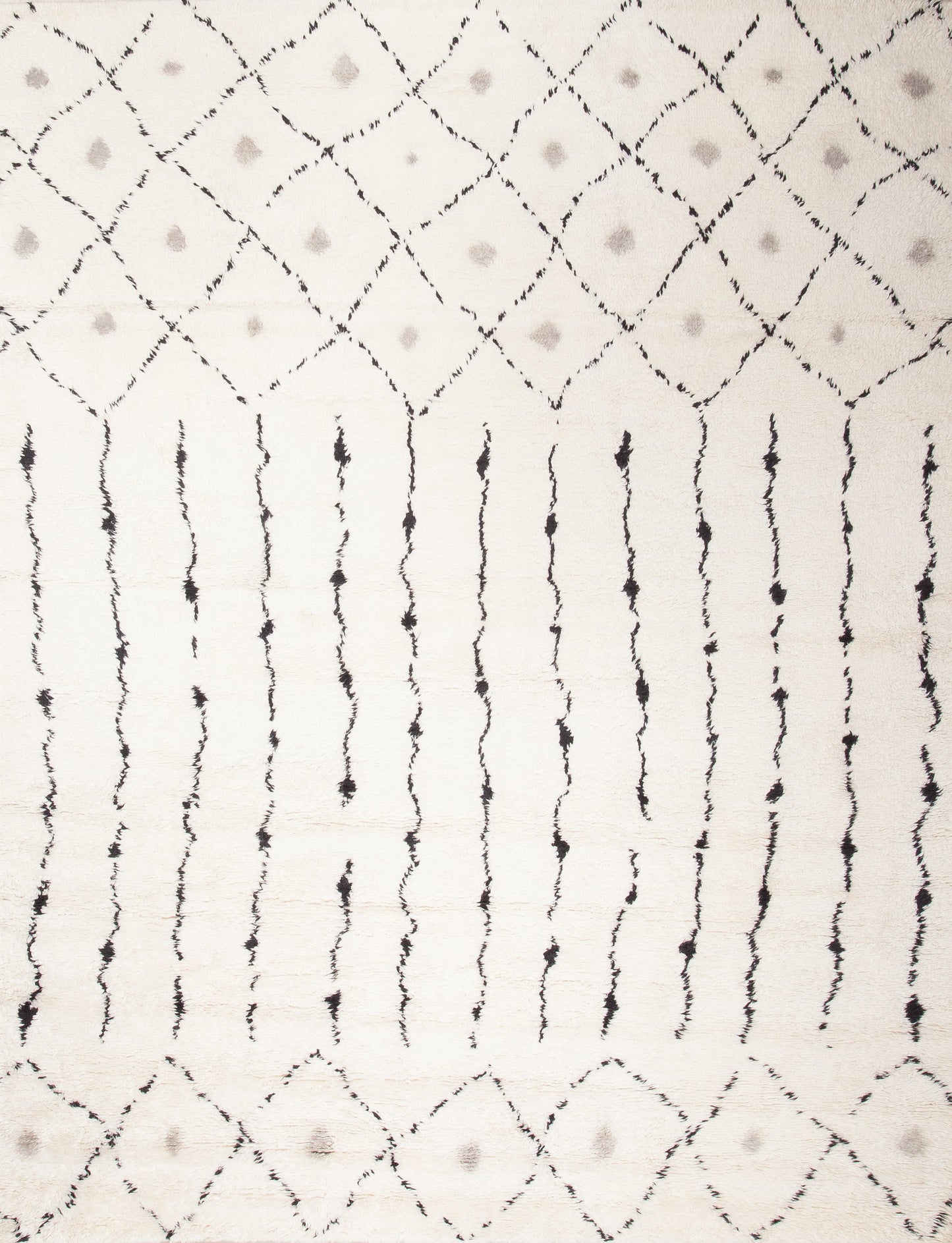 This serene rug comes with an elegant diamond pattern which is a nice option for the bedroom. This modern beige carpet has a black outline tribal design.