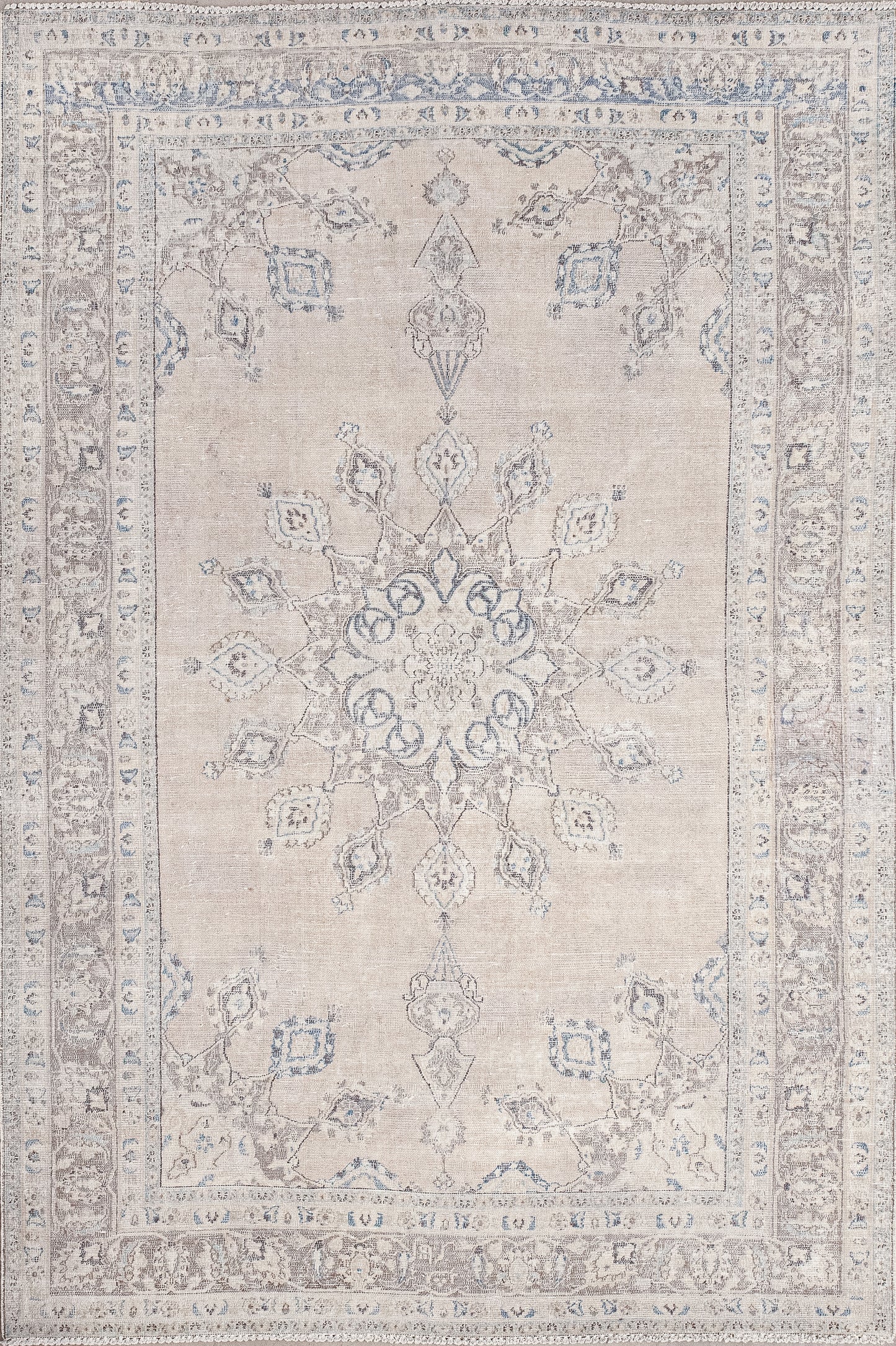 This decorative rug comes with an elegant and luxurious design. The color scheme has beige for the background, brown for the thickest frame and accents along with blue for the pattern. 