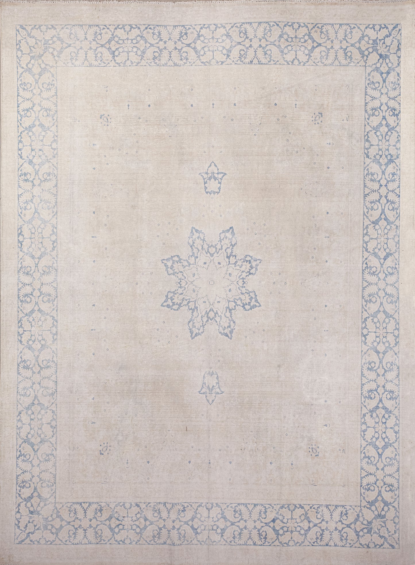 This regal rug was woven in elegant hues that blend with any decoration. The color palette has beige as the dominant color and for the background, while the frame and artwork are displayed in royal blue.