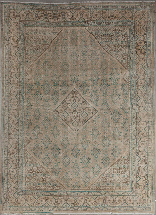 Breathtaking classy rug comes with brown as a dominant color which helps you to appreciate the simple things in life