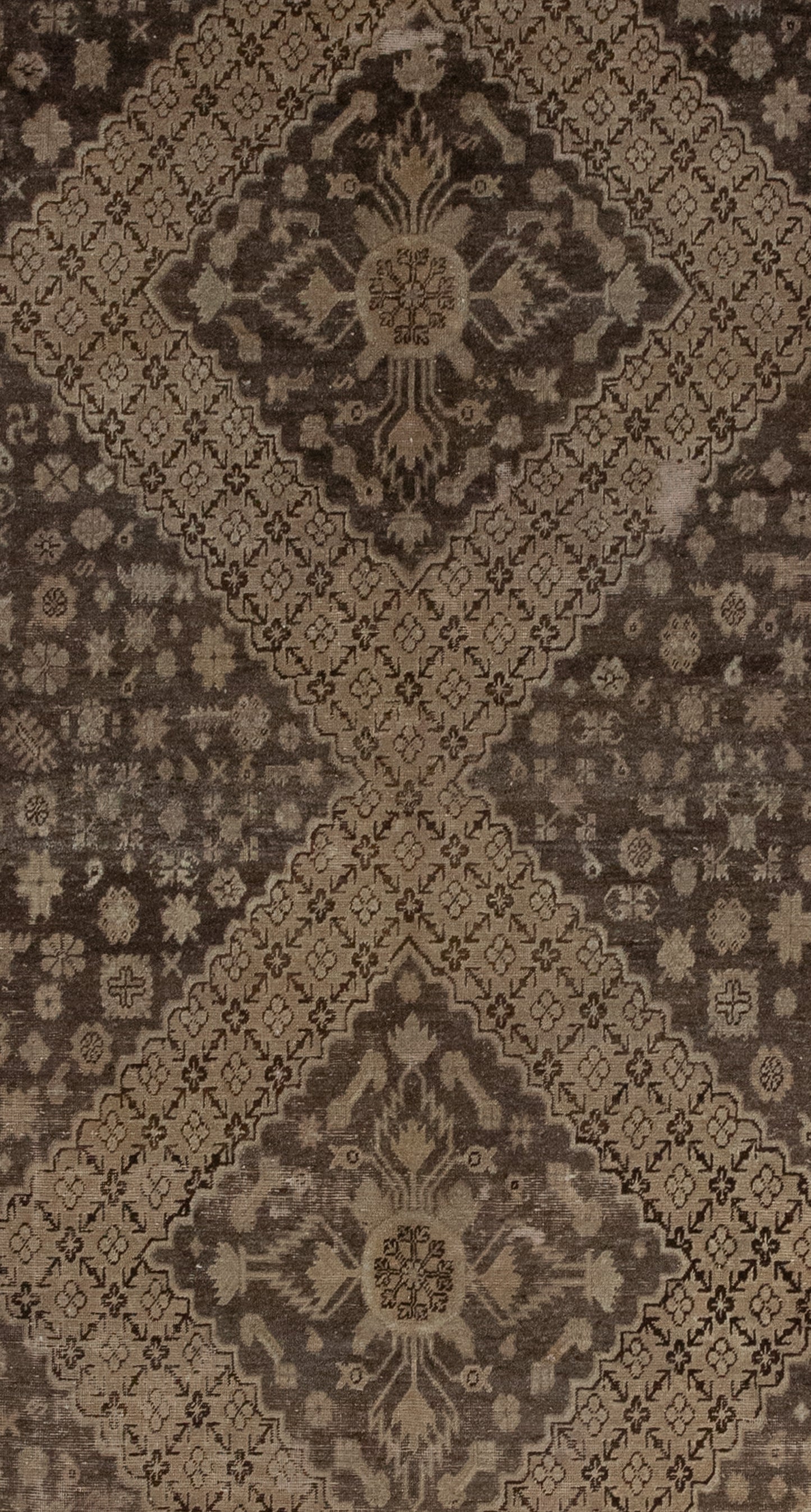 The close-up of the carpet displays the beauty of the uniformity of the pattern and its contrast.