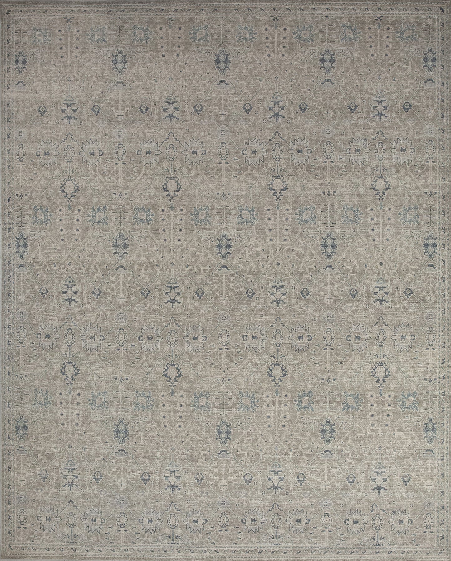 Vintage rug comes with a tranquil color scheme which has variations of beige and gray accents.